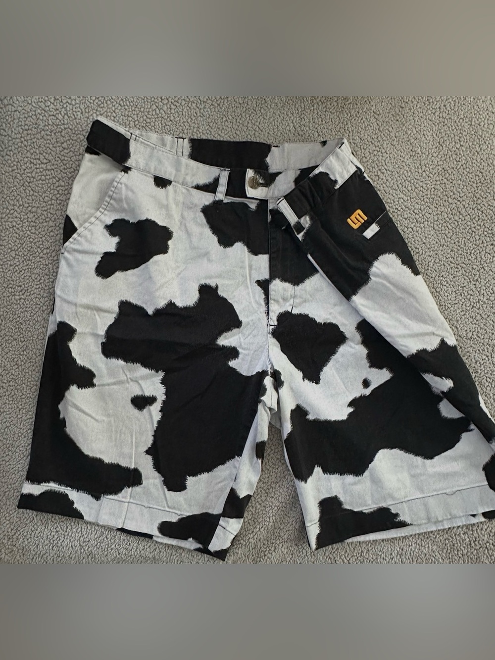 LoudmouthCow Print Men’s Golf Shorts - Black & White